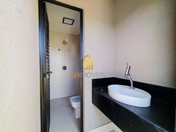Imagem SO0426

Sobrado 3 quartos, no Condomínio Jardins Versalhes - Aparecida de Goiânia - GO, com 212,89...