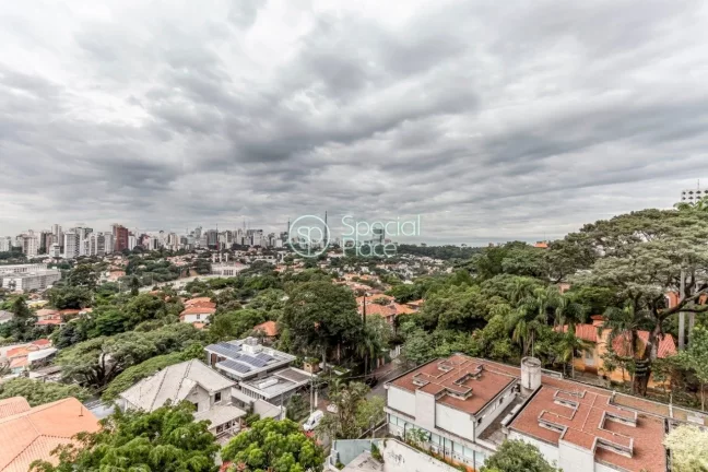 Imagem Simplesmente espetacular. Linda cobertura com 420m2, 4 dormitórios ( 4 suítes ) e 6 vagas na garag...