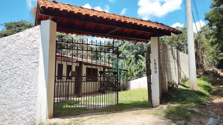 Imagem Chácara com 3 dormitórios à venda, 630 m² por R$ 430.000,00 - Est Santa Maria do Portão - Atibaia/SP