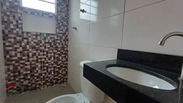Imagem Casa com 2 dormitórios à venda, 75 m² por R$ 330.000,00 - Mirim - Praia Grande/SP