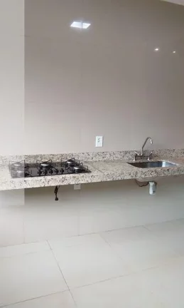 Imagem Comercial para Venda em Nova Friburgo, Mury, 2 dormitórios, 1 suíte, 2 banheiros, 2 vag
