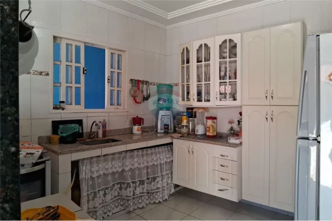 Imagem casa em condomínio com 3 quartos (1 suite)
