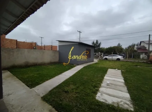 Imagem Casa Capão Novo 03 qdas mar 2 dormitórios garagem fechada
