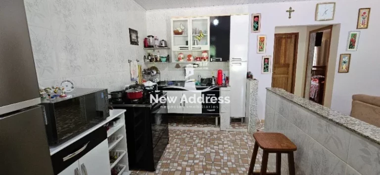 Imagem Sítio com 20.000m² e Casa Charmosa de 140m², 2 Quartos, 2 Tanques de Peixe e Área de Plantação Extensa. Ideal para quem busca tranquilidade e produtividade.