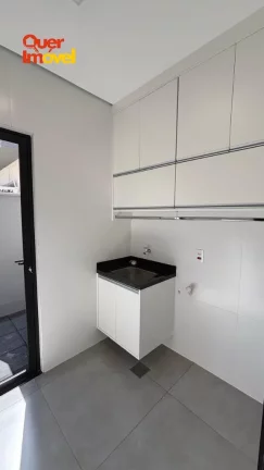Imagem Casa em Condomínio de Luxo em Ribeirão Preto-SP: 3 Quartos, 3 Suítes, 4 Banheiros, 4 Vagas de Garagem, 192m². Venha Conferir!
