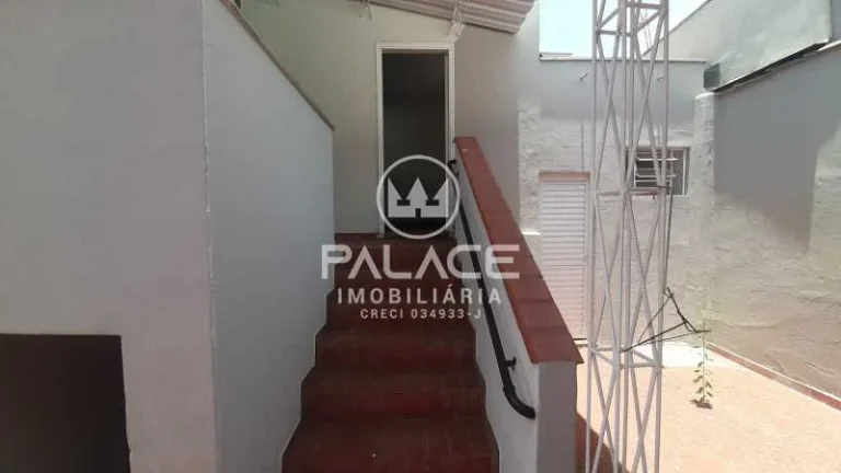 Imagem Excelente oportunidade para quem busca conforto, espaço e localização privilegiada!
 Casa muito b...