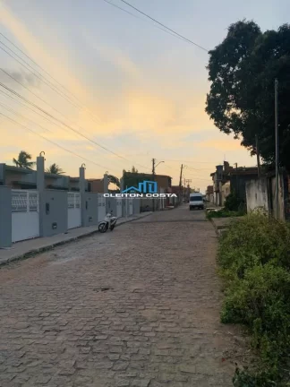 Imagem Casa para Venda em Feira de Santana, Mangabeira, 2 dormitórios, 1 banheiro, 2 vagas