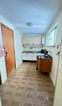 Imagem Apartamento à venda em Laranjeiras, 74m2, 2Qtos, de frente, Gal Glicério.