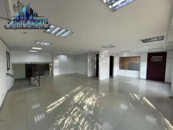 Imagem Loja muito ampla, com 3 pavimentos e vários cômodos e acessos independentes!
Com 320,00 m², andar...
