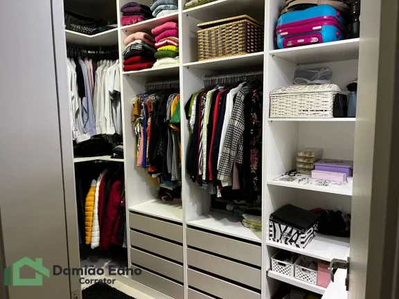 Imagem CASA COM 4 DORMS SENDO 2 SUITES, HORTO STO ANTONIO JUNDIAI, ACEITA TROCA