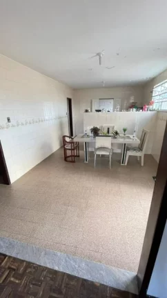 Imagem Casa na Avenida Desembargador Maynard, Bairro Cirurgia - 5 Quartos, 3 Suítes, Excelente Localização!