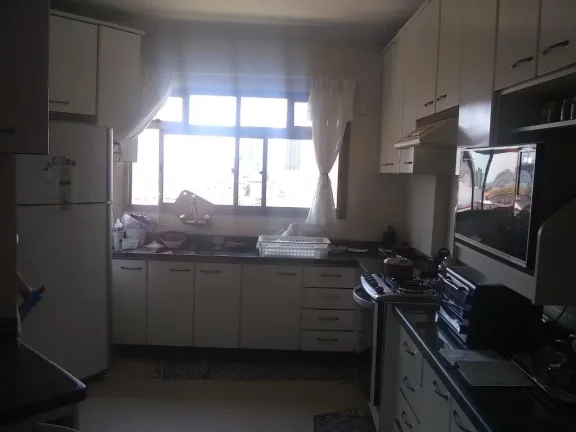 Imagem Apartamento com 2 dormitórios à venda, 100 m² por R$ 600.000,00 - Centro - Suzano/SP