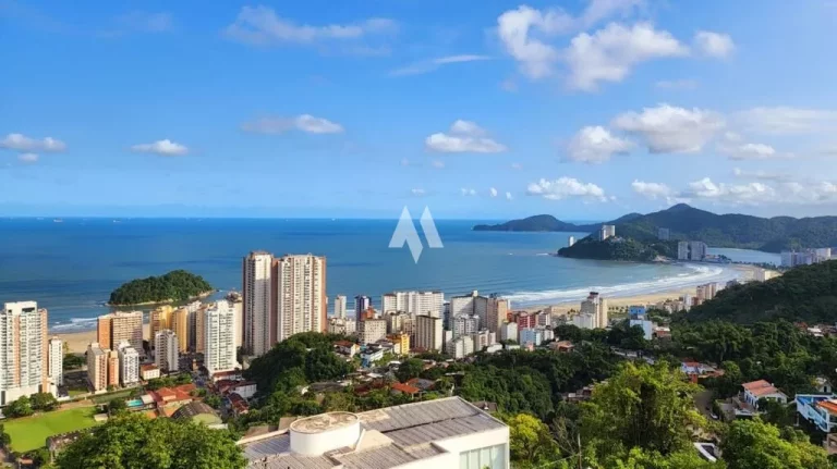 Imagem Casa de Alto padrão no morro Santa Terezinha em Santos
