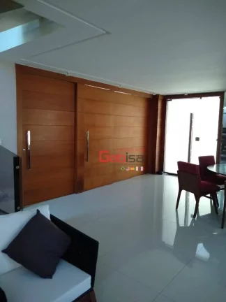 Imagem Casa com 3 dormitórios à venda, 250 m² por R$ 2.380.000,00 - Praia do Siqueira - Cabo Frio/RJ