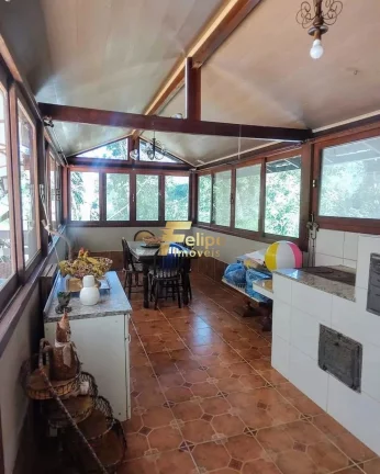 Imagem CASA DE CAMPO EM CONDOMÍNIO FECHADO COM PORTARIA 24 HORAS.