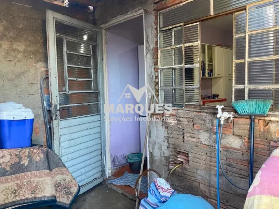 Imagem 2 casas mais 1 salão comercial