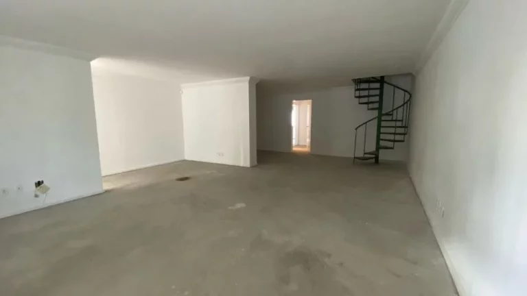 Imagem Casa com 2 Quartos à Venda,  em Tristeza - Porto Alegre