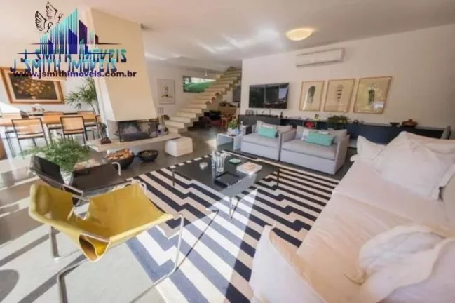Imagem Casa moderna maravilhosa, com acabamentos diferenciados - Granja Viana