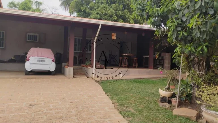 Imagem Chácara à venda em Campinas, Recanto dos Dourados, com 2 quartos, 250m2