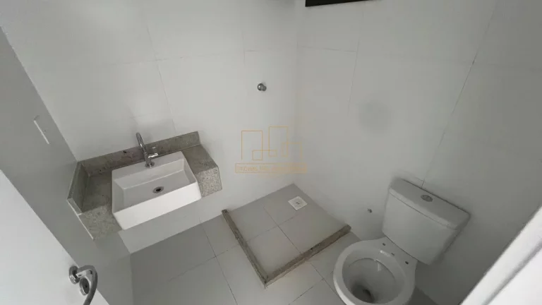 Imagem 3 Quartos no Andar Alto Lazer Completo, 2 Vagas e a 2 Quadras do Mar