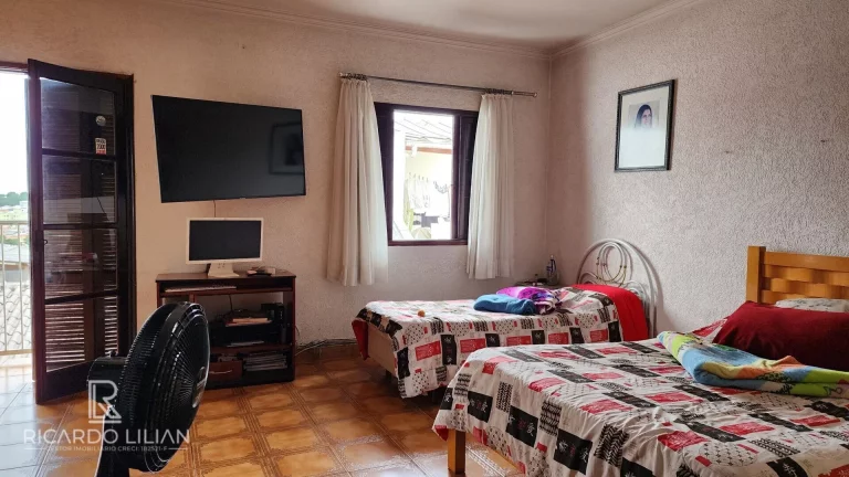 Imagem Sobrado Exclusivo no Paraventi: Conforto, Elegância e Localização Privilegiada!