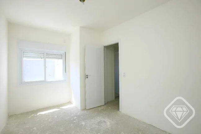 Imagem Casa Nova em Condomínio Fechado com Suíte e Churrasqueira

Brilhante Imóveis apresenta esta excel...