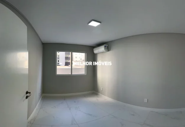 Imagem Apartamento a venda com 100 m² no Centro de Balneário Camboriú