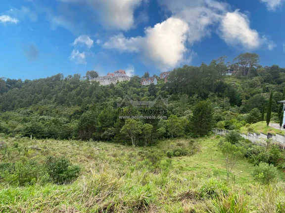 Terreno à venda em Campos do Jordão – Em bairro nobre com vista panorâmica