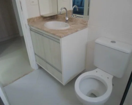 Imagem Apartamento à venda no Guarujá na Praia das Pitangueiras.