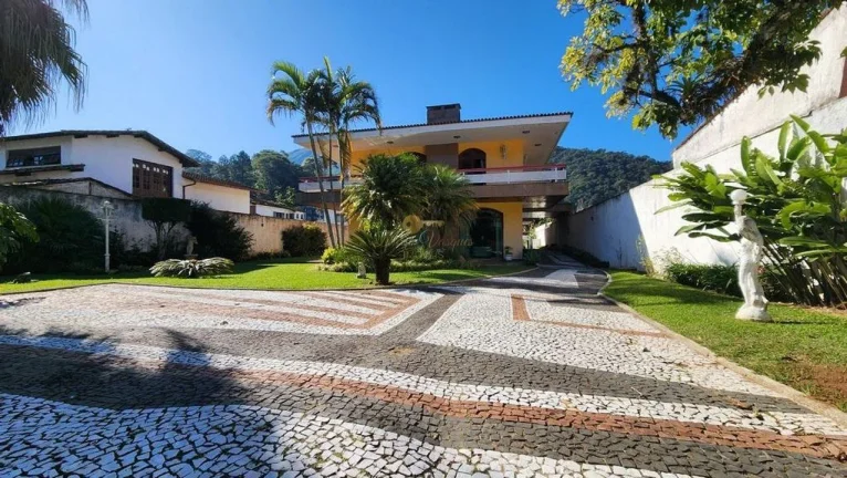 Imagem Casa para Venda em Teresópolis / RJ no bairro Alto