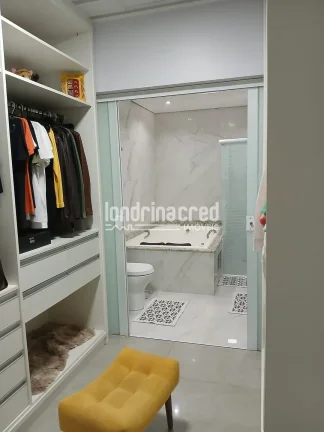 Imagem Linda casa no Cond. Terra Nova com 3 dormitórios (1 suíte), 2 vagas cobertas, 150m², planejados, ar-condicionado e ótimo aproveitamento do terreno de 145m².