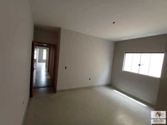 Imagem Casa para Venda em Aparecida de Goiânia, SETOR COLONIAL SUL, 2 dormitórios, 1 suíte, 2 banheiros, 2 vagas