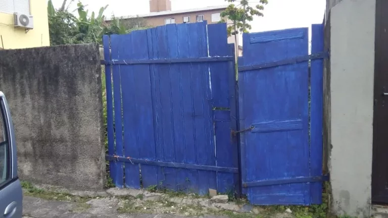 Terreno à venda, 300 m² por R$ 410.000,00 - Jardim Casqueiro - Cubatão/SP