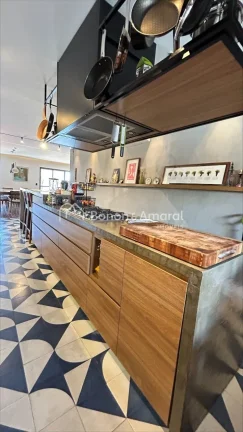 Imagem Apartamento a venda no Cambuí com 3 quartos sendo 1 suíte, 2 vagas 193m²