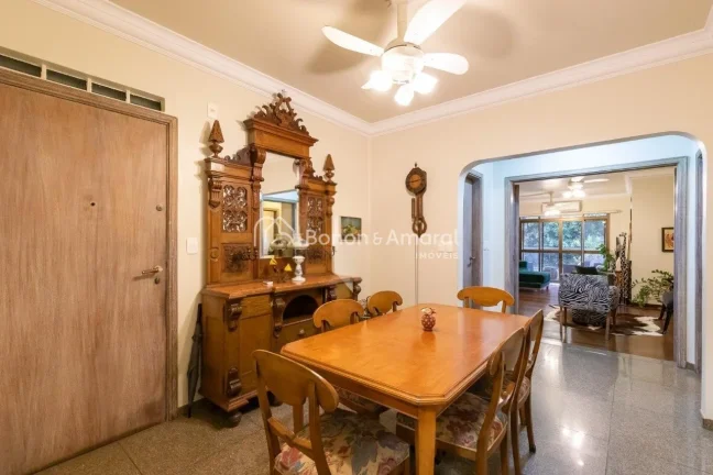 Imagem Situado no coração do Cambuí, um dos bairros mais desejados de Campinas, este apartamento oferece...