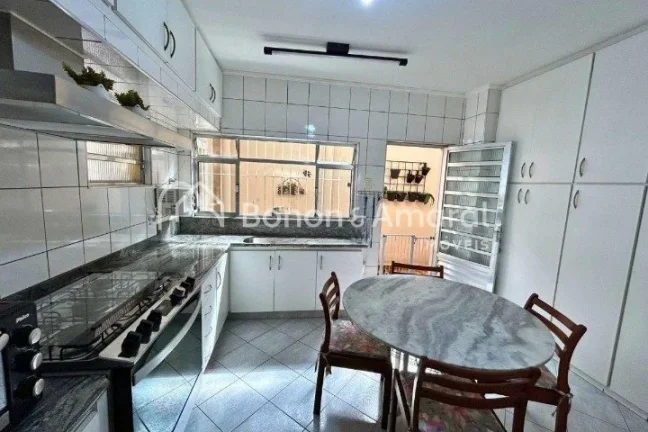 Imagem Casa em excelente localização em Campinas, próxima à Av Baden Powell, padarias, supermercado Pag...
