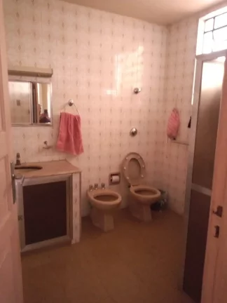 Imagem VENDE -SE CASA NO CENTRO DE T. OTONI