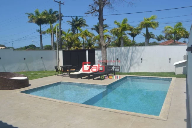 Imagem Casa com 4 dormitórios à venda, 210 m² por R$ 1.700.000,00 - Caravelas - Armação dos Búzios/RJ
