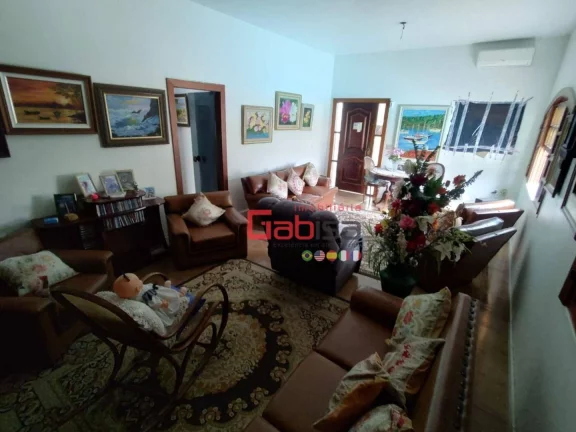 Imagem Casa com 3 dormitórios à venda, 180 m² por R$ 2.300.000,00 - Palmeiras - Cabo Frio/RJ