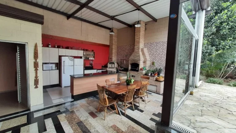 Imagem Chácara com 3 dormitórios à venda, 630 m² por R$ 499.000,00 - Caxangá - Suzano/SP