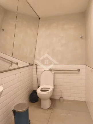 Imagem Loja Comercial de 80m² – Pronta para o Seu Negócio na Rua Aurelino Leal.