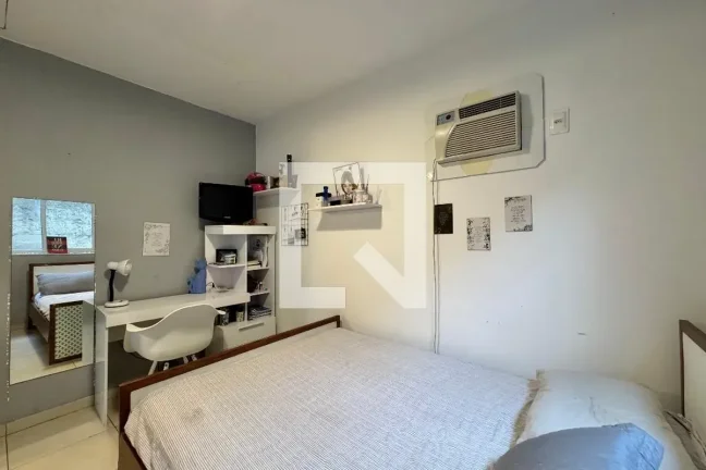 Imagem Casa à Venda - Vargem Pequena, 2 Quartos, 240 m2