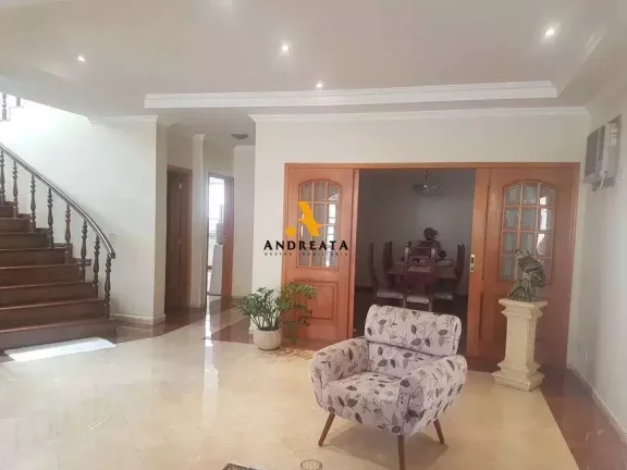 Imagem Vendo casa condomínio Rio Mar - Av. das Américas Barra da Tijuca - Espetacular residência - com suítes, piscina e churrasqueira - R$5.650.000