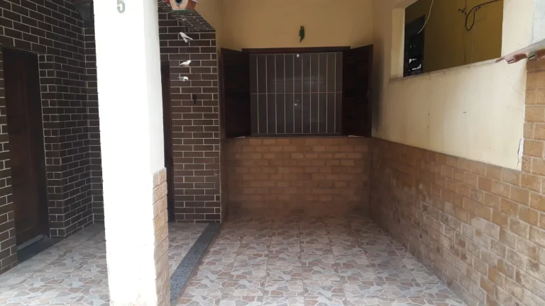 Imagem Casa com 4 dormitórios à venda, 243 m² por R$ 380.000,00 - Barreto - Niterói/RJ