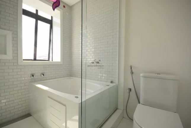Imagem Apartamento duplex à venda em Higienópolis com, 284m2