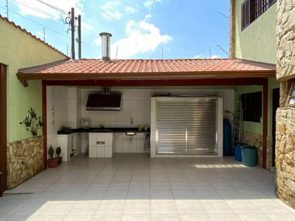 Imagem Sobrado com 2 dormitórios à venda, 190 m² por R$ 600.000,00 - Jardim Estela - Poá/SP