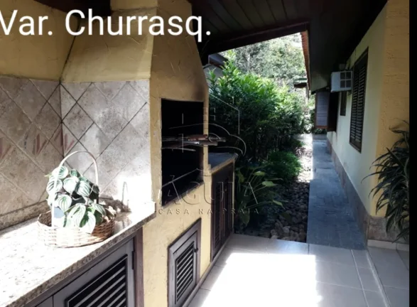 Imagem Ótima Casa em condomínio Fechado para Aluguel de temporada na Praia do Lázaro em Ubatuba !!!!