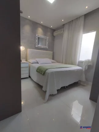 Imagem VENDO CASA 2/4 REFORMADA- SIM