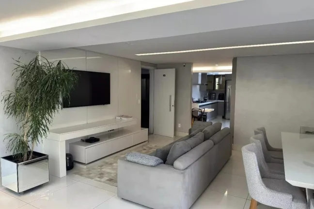 Imagem Este espaçoso apartamento de 179 metros quadrados é ideal para quem busca conforto e praticidades....