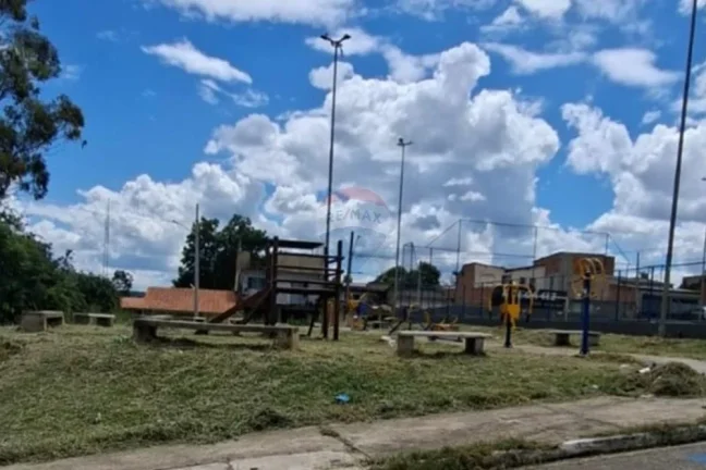 Imagem "Casa em Votorantim - Potencial e Retorno Garantido!"